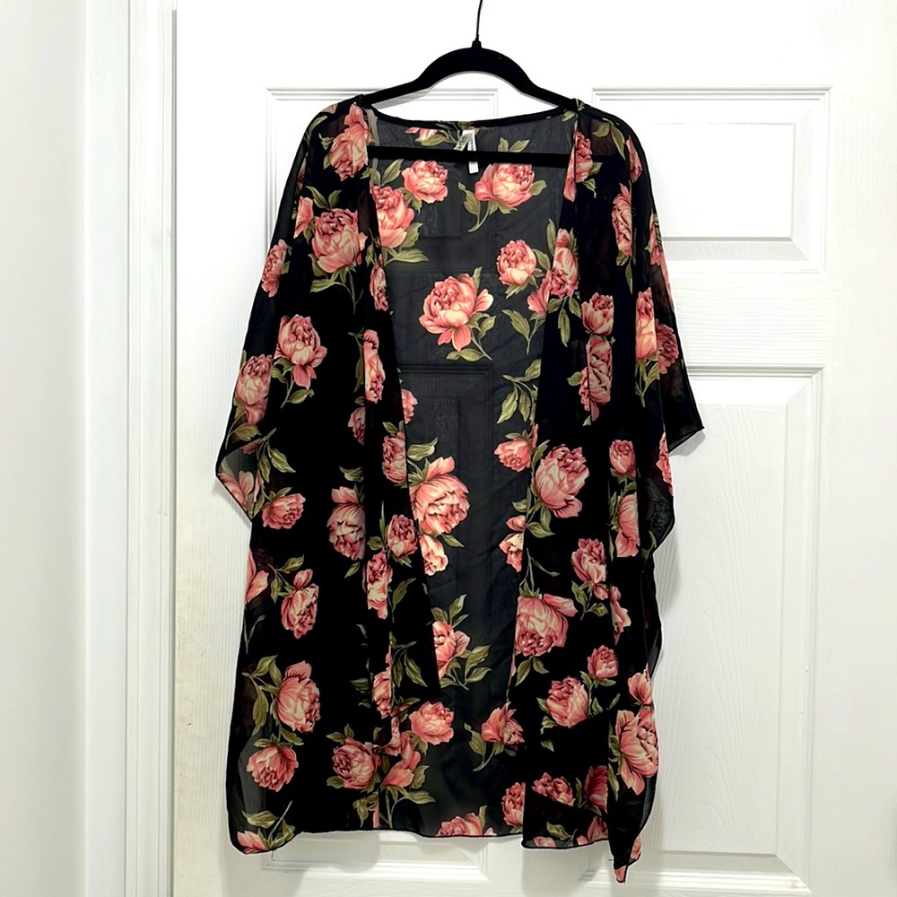 Live 4 Truth Black Floral Kimono